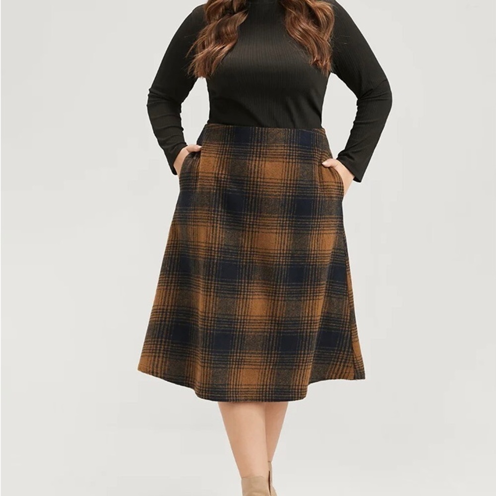 Bloom Chic/ NWT/ Tartan Print Pocket Zipper Skirt/ size US 14/16